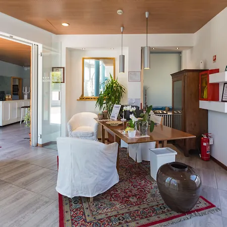 Отель Nuova Italia