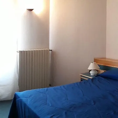 Nuova Italia Годзано