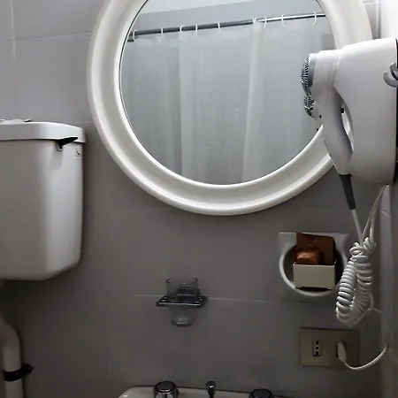 Отель Nuova Italia Годзано