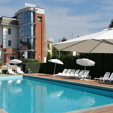Hotel Nuova Italia 3*