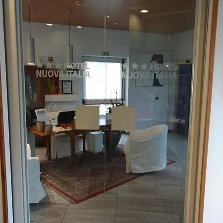 Nuova Italia