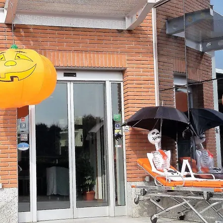 Hotel Nuova Italia Gozzano