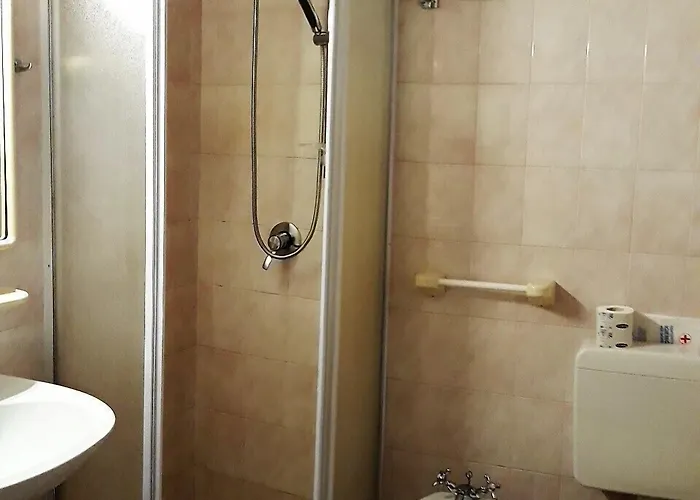 Hotel Nuova Italia 3*