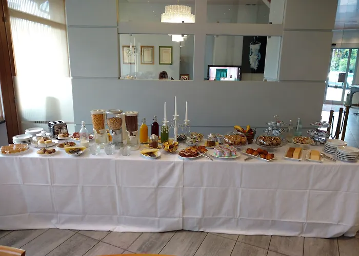 Nuova Italia Hotel Gozzano