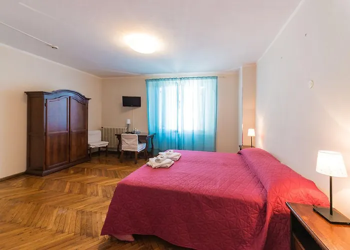 Nuova Italia Hotel 3*